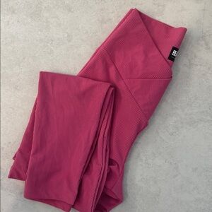 Beach Riot Ribbed V Leggings (M)